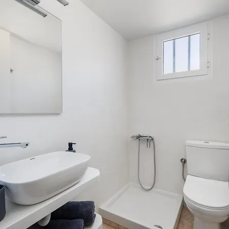 Anesis I Ливадион