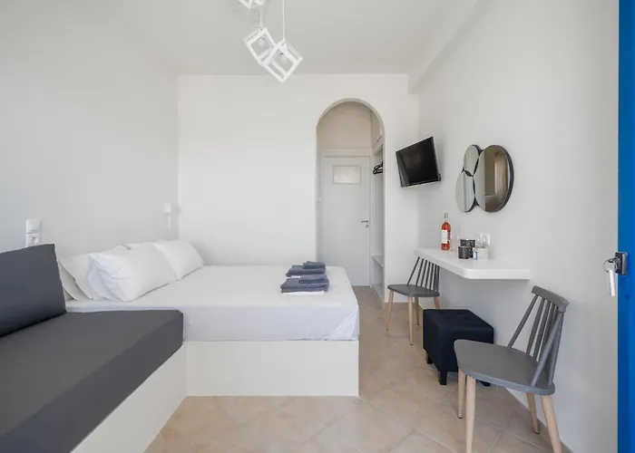 Anesis I 3* Livadi (Serifos)